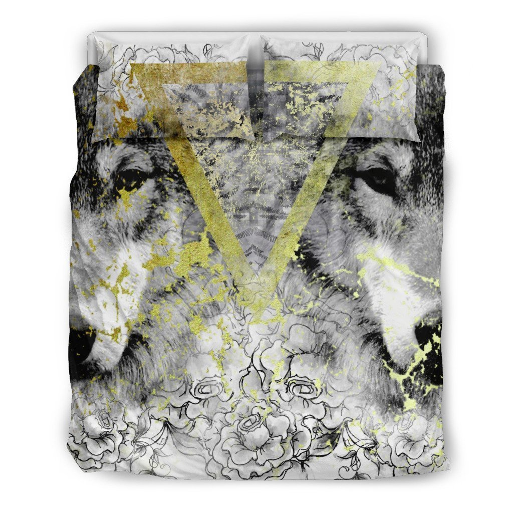 Geometric Wolves and Roses Bedding Set