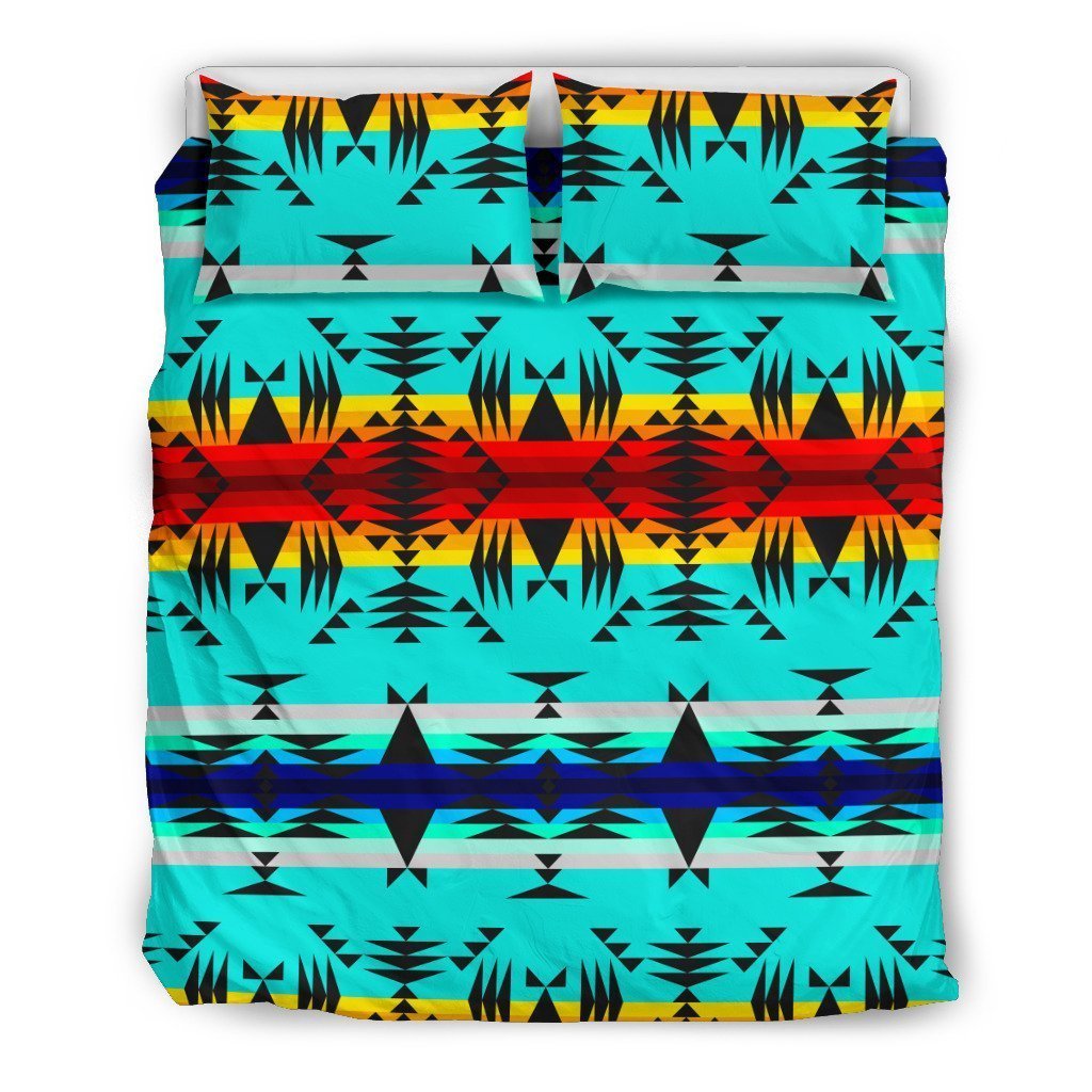 Between the Mountains Bedding Set