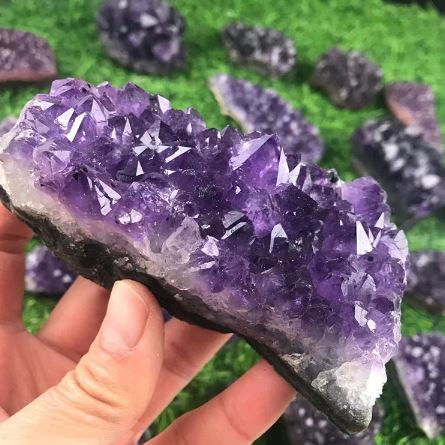 Natural Crystal Stones and Minerals Rock Quartz Crystalized Lucky Stones