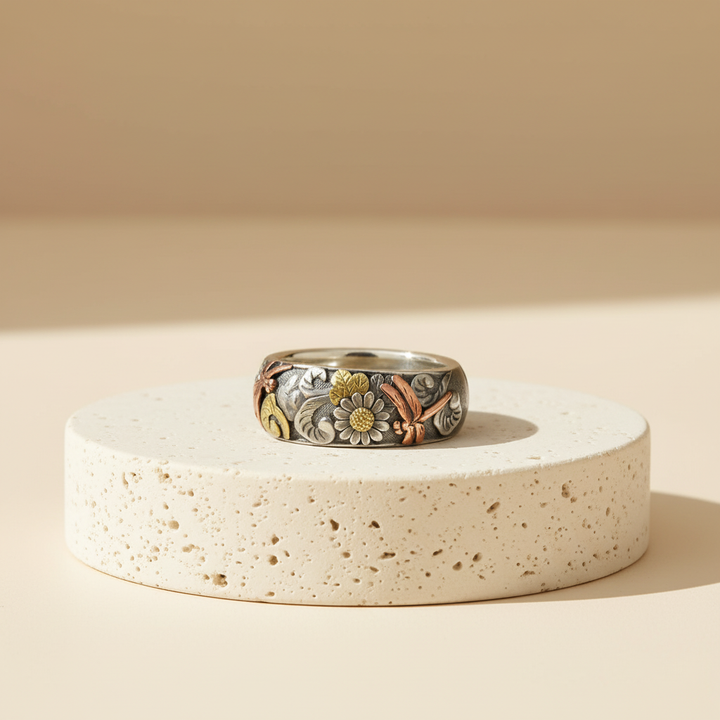 Vintage Carved Flower Antique Ring