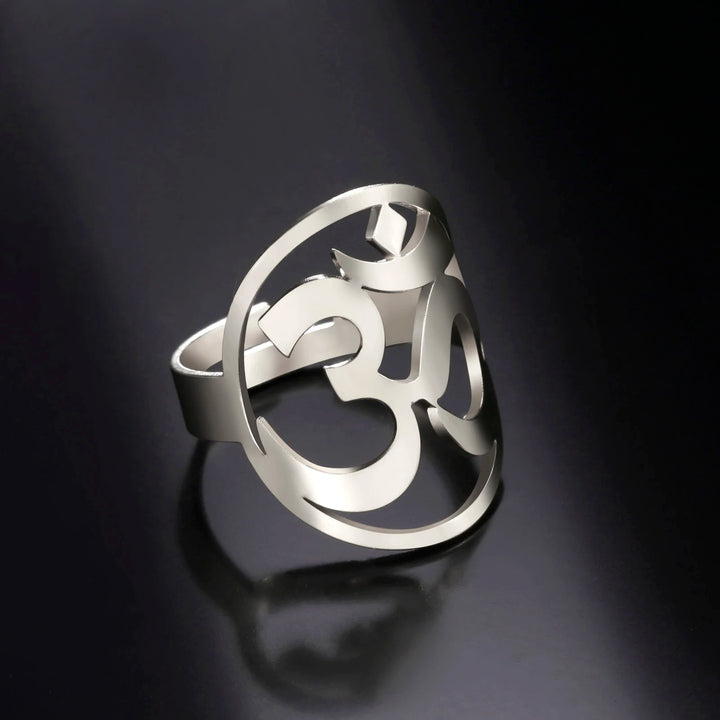 Feng Shui Om Ring